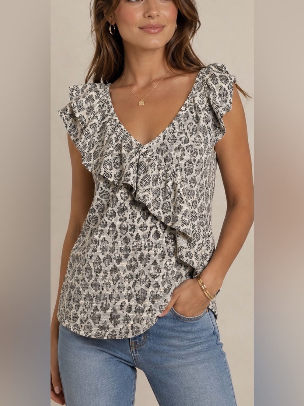 Dolan Left Coast Collection Asymmetrical Ruffle Top Textured Blouse size Small